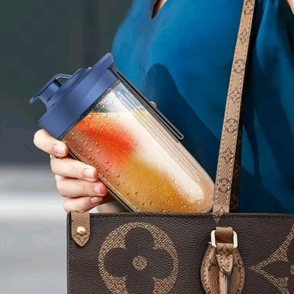 NEW‼️Portable Juicer Pink - Picture 3 of 8